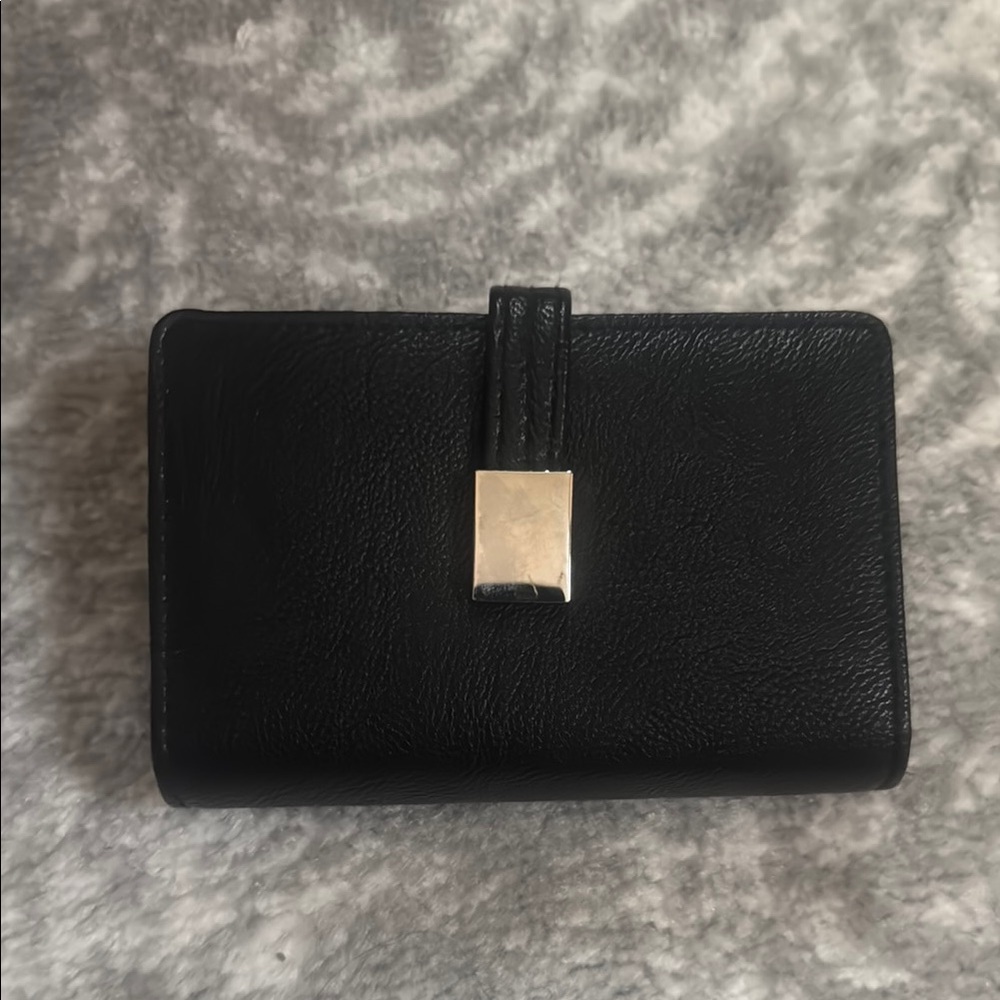 Elegant Black Wallet with Gold Clasp
